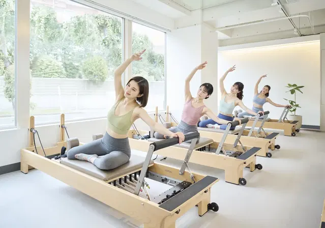 Pilates Mirror 笹塚