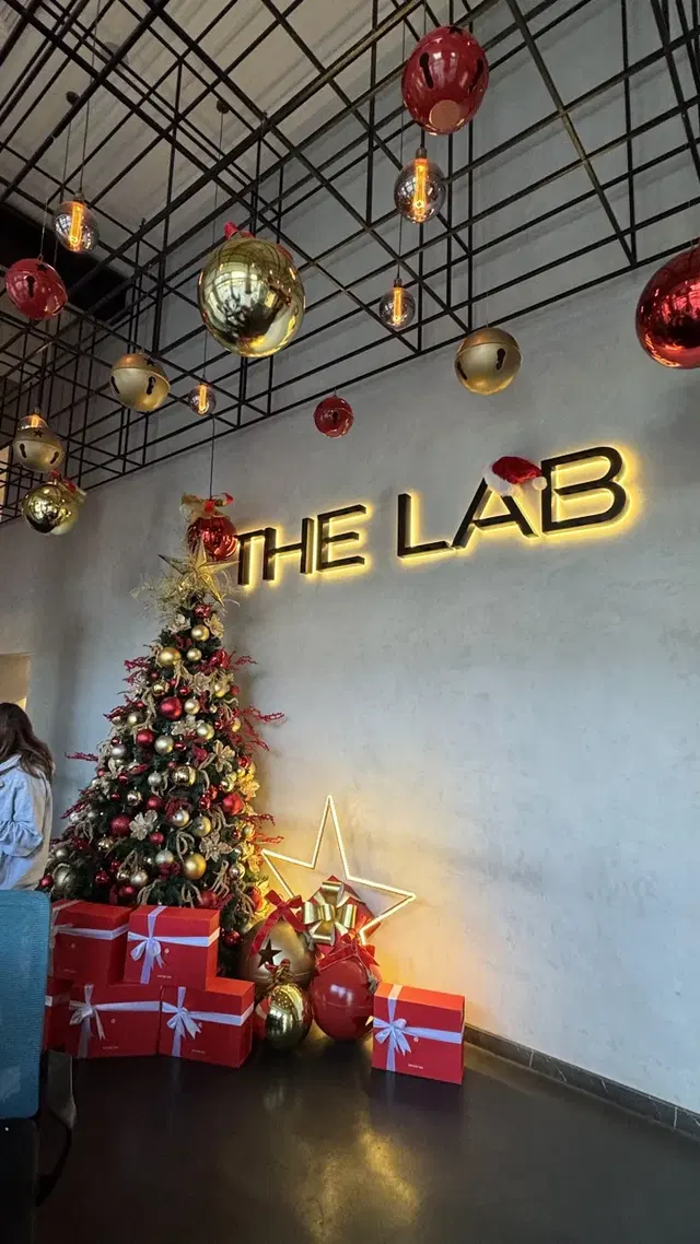 THE LAB STUDIOS
