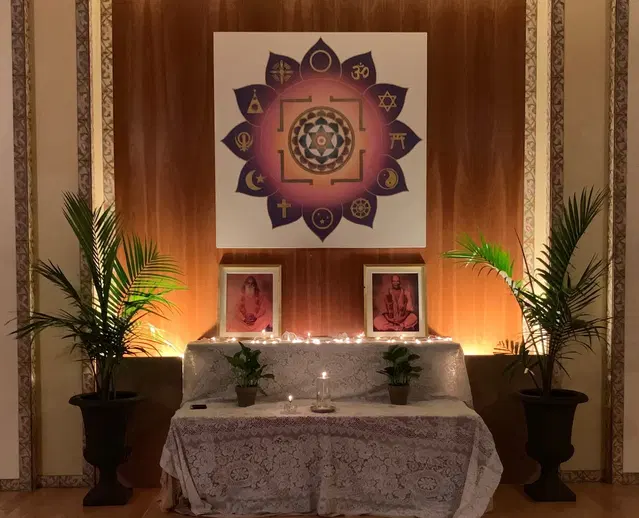 Integral Yoga Institute