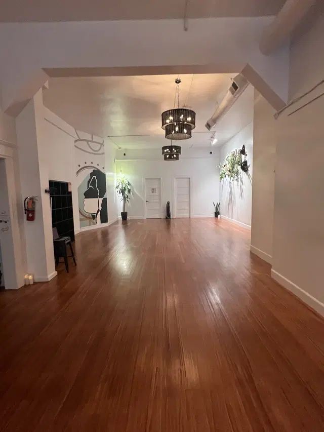 HAUM STUDIOS - HAIGHT ASHBURY