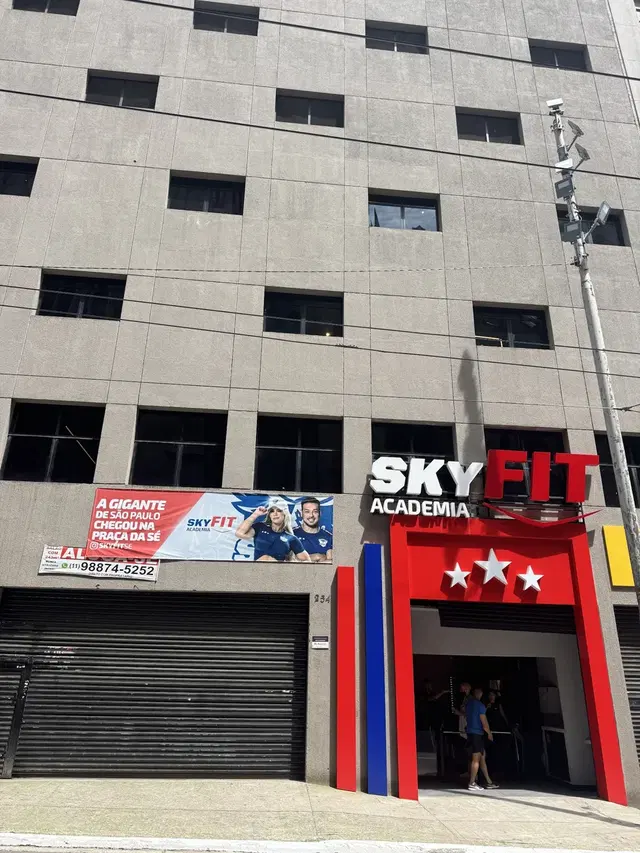 Academia SkyFit - Sé