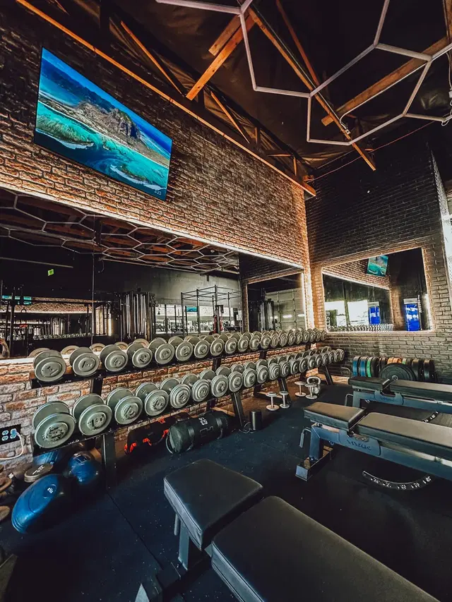Starr Weight Training Gym