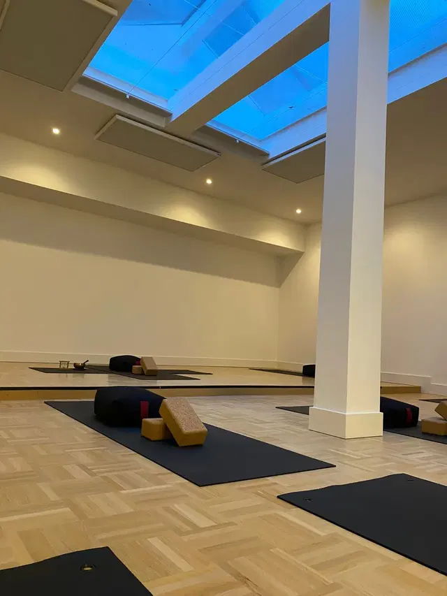 Movements City | Hot Yoga & Pilates