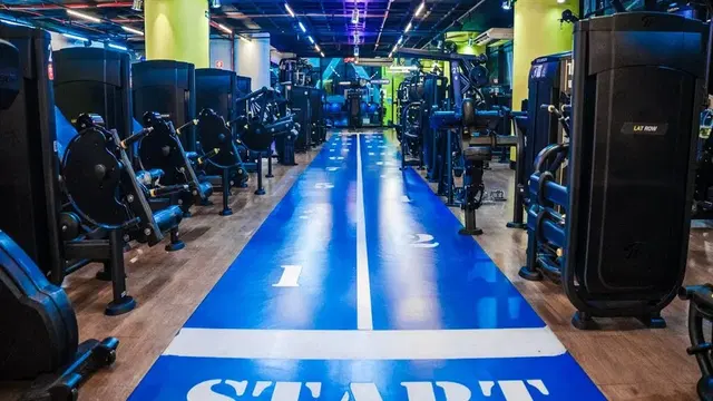 Academia BlueFit Centro 2