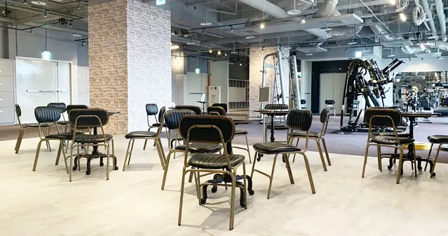 MORE FIT 七張店（七張站１號出口）| 新店健身房 | 專業教練 | 私人課程 | 健身體驗