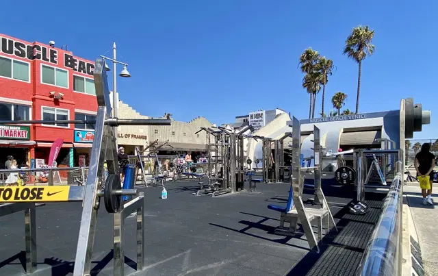 Muscle Beach Venice Gym