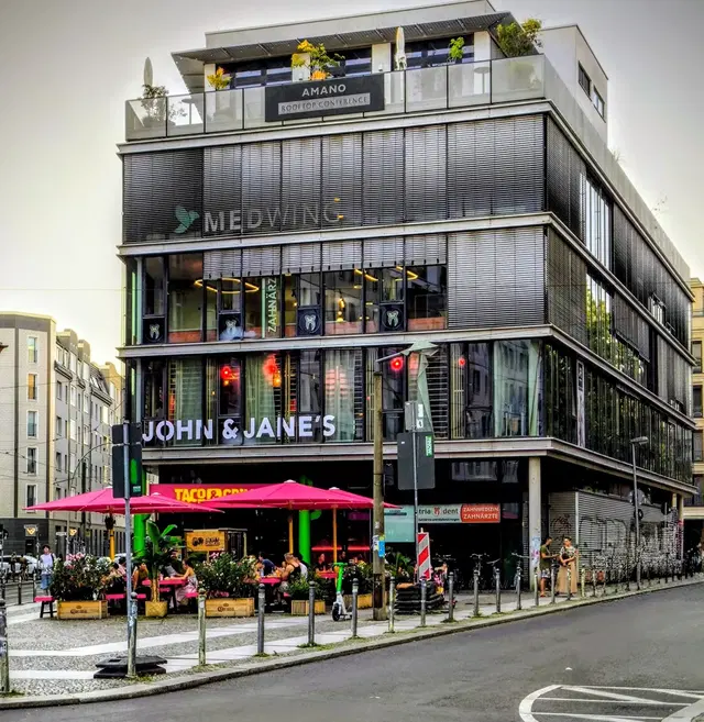 JOHN & JANE'S SOULBASE