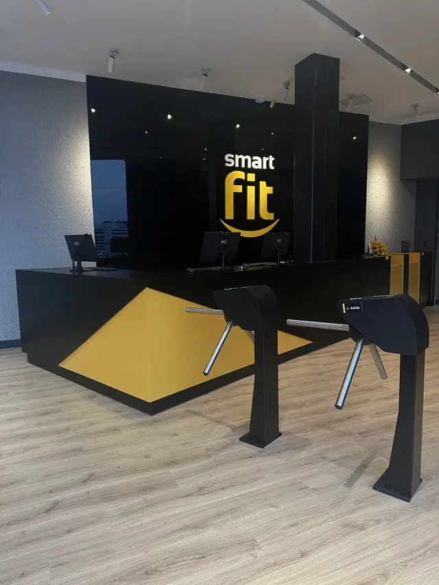 Gimnasio Smart Fit - Mall del Sol