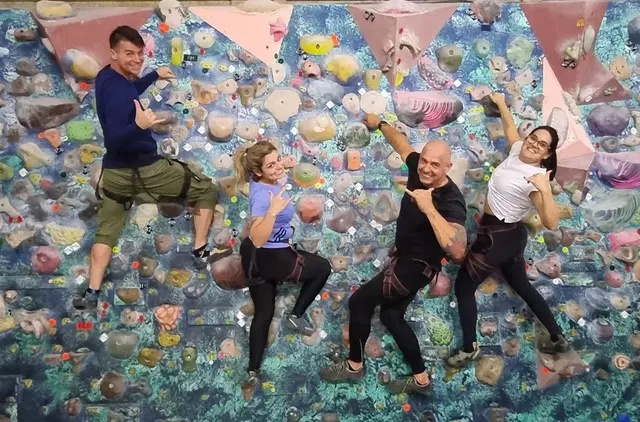 Climbing 90 degrees Sports Fitness