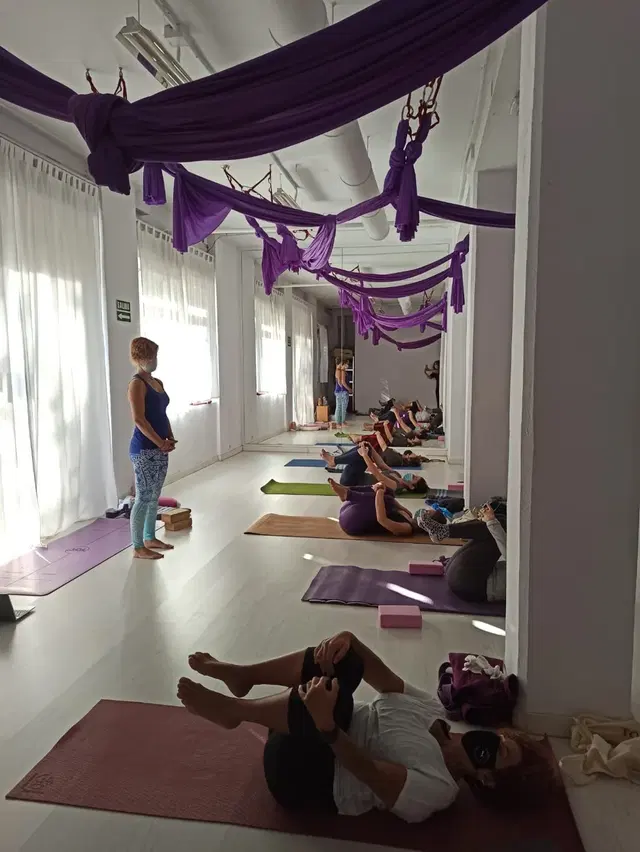 Diwali. Yoga, Wellness & Beauty en Marqués de Vadillo, Puerta del Ángel y Arganzuela