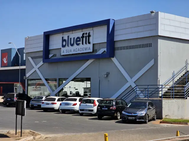 Academia BlueFit Lago