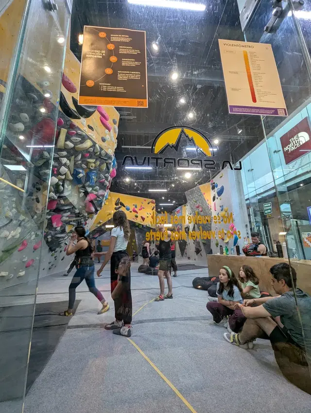 Adamanta Santa Fé - Climbing Gym
