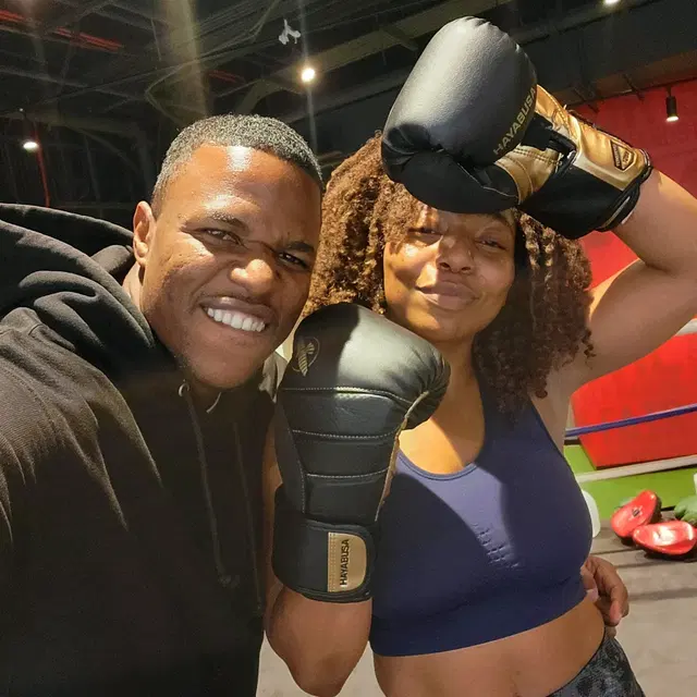 BoxWithSimmy