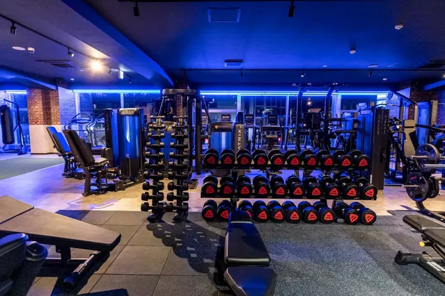 BLUE FITNESS(ブルーフィットネス)24＋studio 五反野店