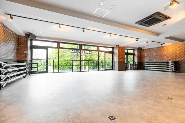 BLUE FITNESS(ブルーフィットネス)24＋studio 五反野店
