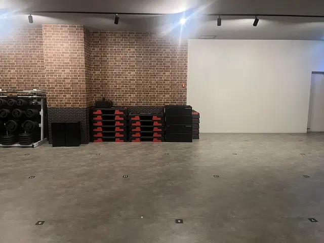 BLUE FITNESS(ブルーフィットネス)24＋studio 五反野店