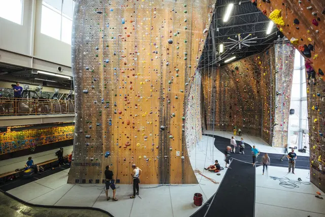 Momentum Indoor Climbing Sandy