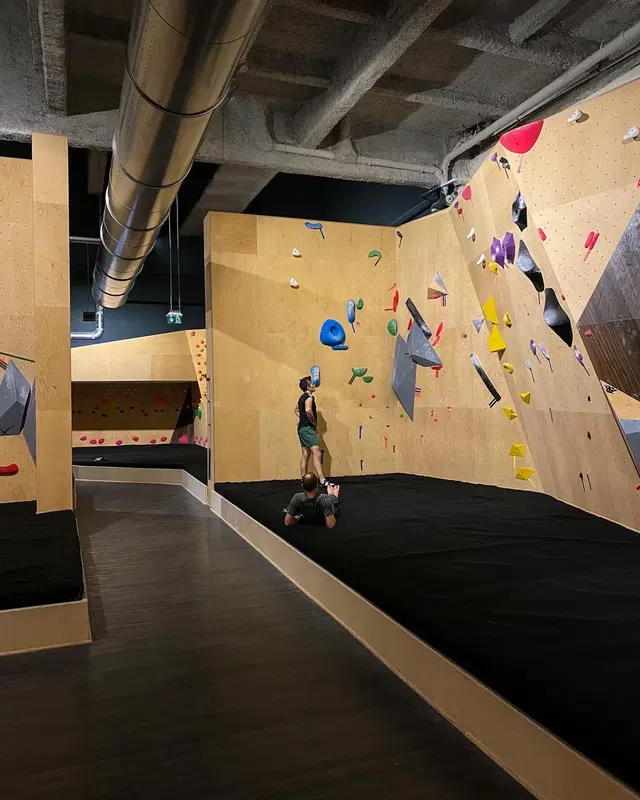 Climbing District Buttes-Chaumont