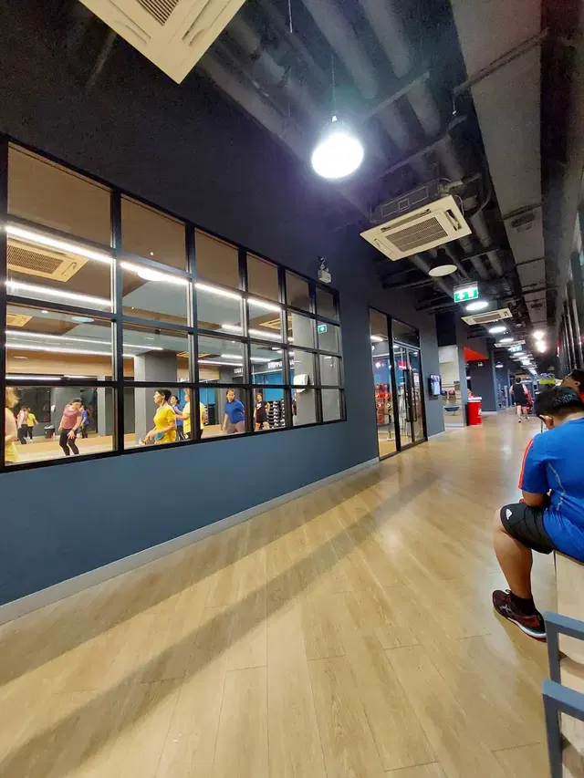 Jetts 24 Hour Fitness - I'm China Town