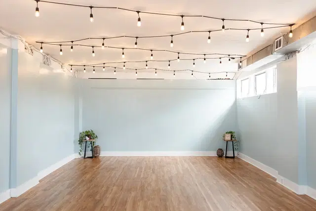 Karma Yoga: Classes, Community & Retreats