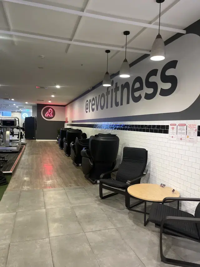 Revo Fitness - Pitt St Sydney