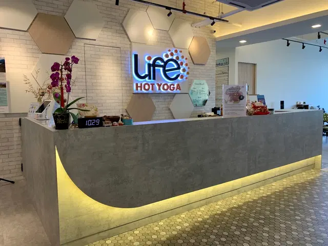 Life Hot Yoga @ Mont Kiara