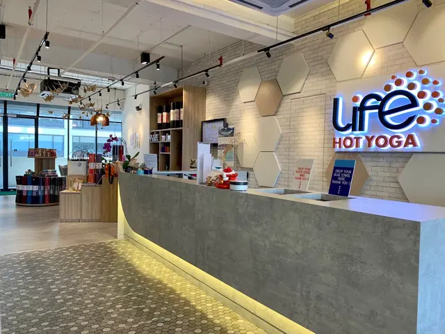 Life Hot Yoga @ Mont Kiara