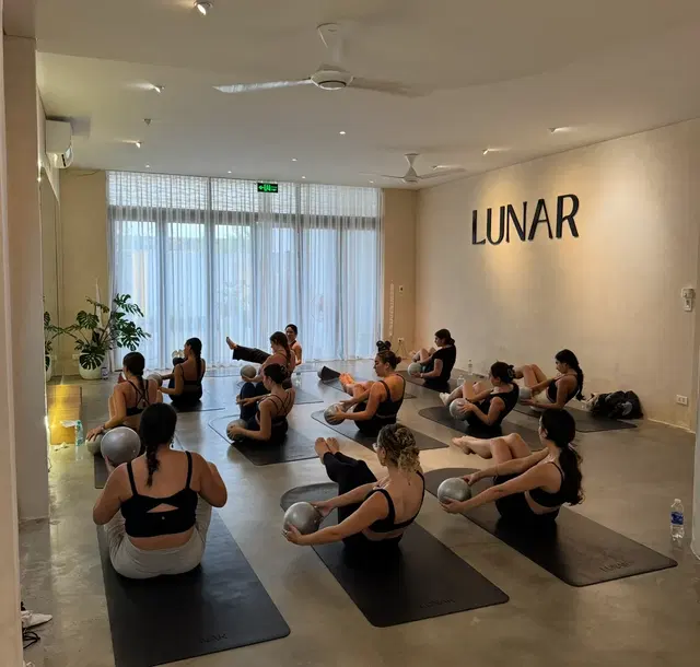 LUNAR Yoga studio