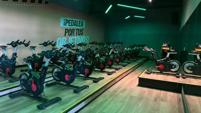 Gimnasio Smart Fit - Plaza Vea Alfonso Ugarte