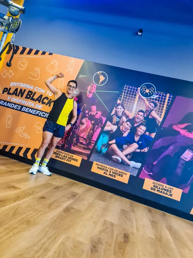Gimnasio Smart Fit - Plaza Vea Alfonso Ugarte