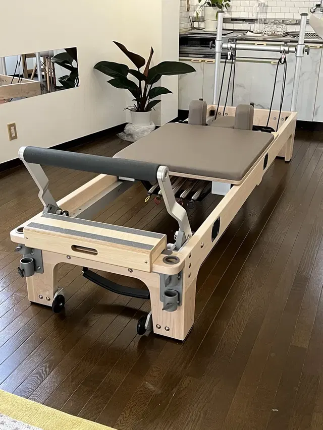 Kintsugi Pilates Studio