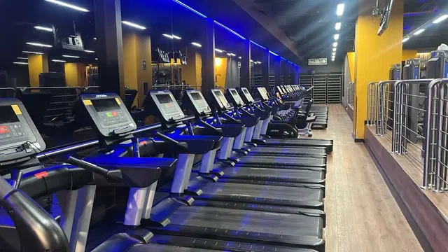 Gimnasio Smart Fit - Larcomar