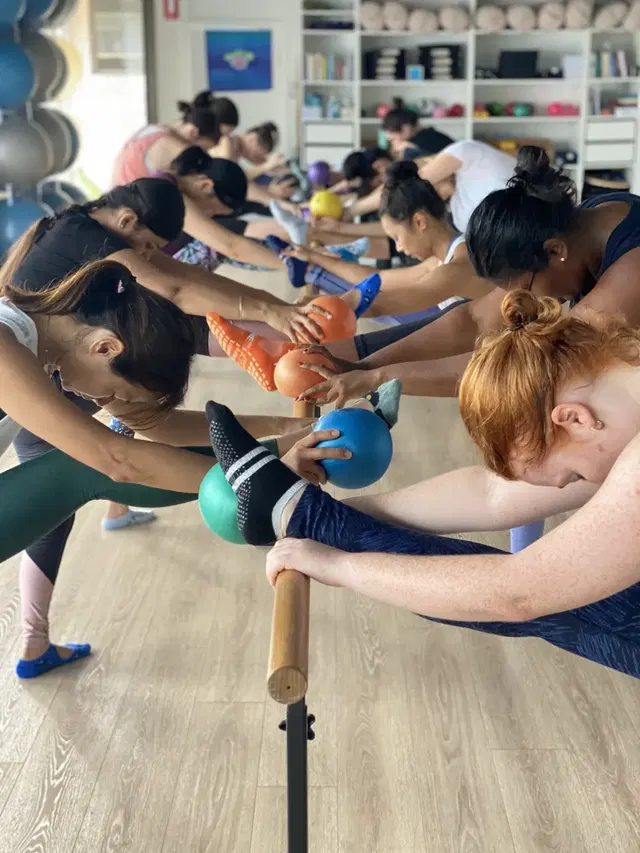Evolvere Pilates Yoga Barre