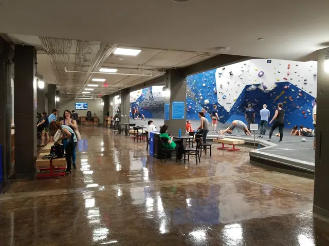 Movement Crystal City