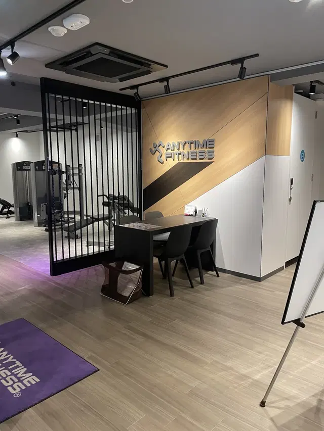 Anytime Fitness Higashi-matsubara