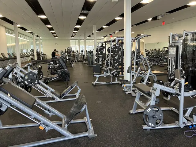 Long Bridge Aquatics & Fitness Center