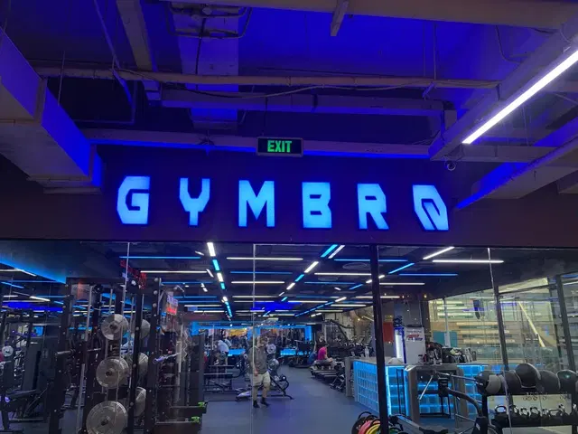 GYM BRO ( GYM DISTRICT 1 )