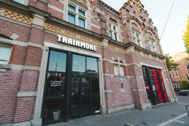 TrainMore Amsterdam Koninginneweg Black Label