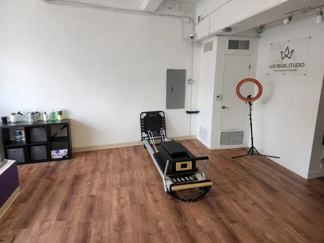Lux Regal Studio