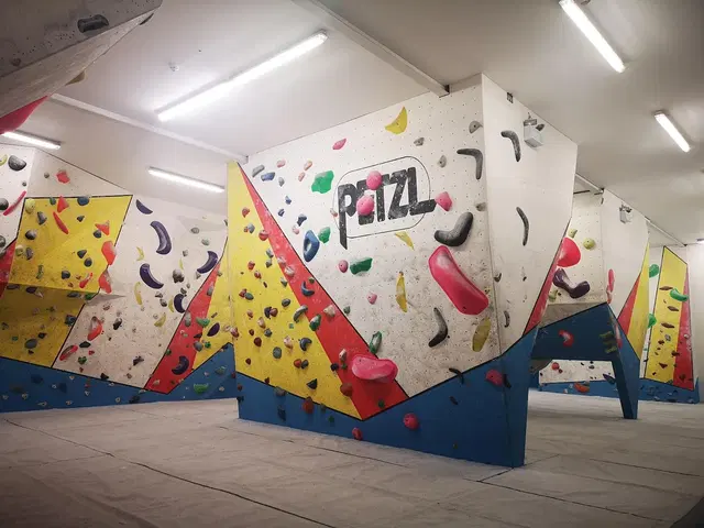 Awesome Walls