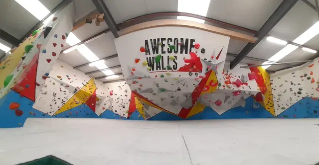 Awesome Walls