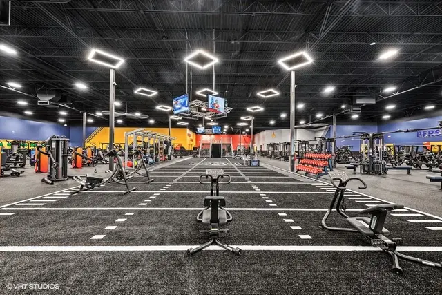 Crunch Fitness - Anaheim