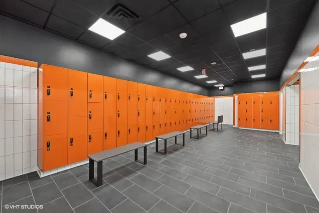 Crunch Fitness - Anaheim