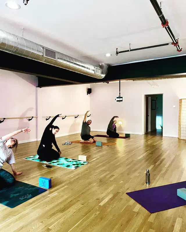 Iris Yoga