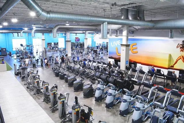 Onelife Fitness - Alexandria