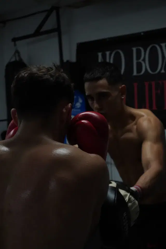 Clandestin Boxing Gym