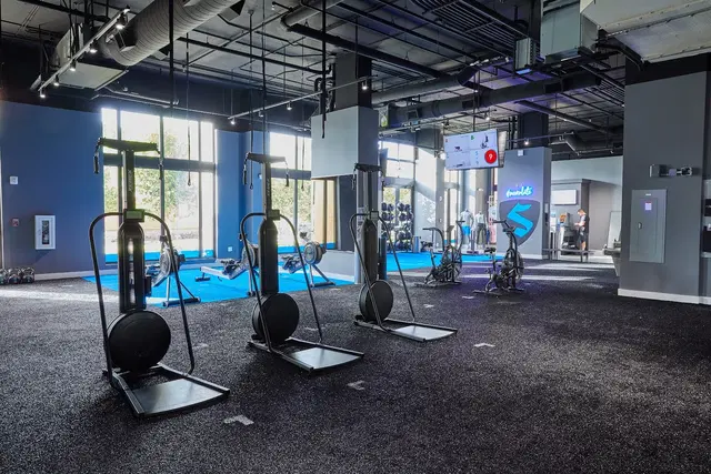 SWEAT440 Fitness Gables