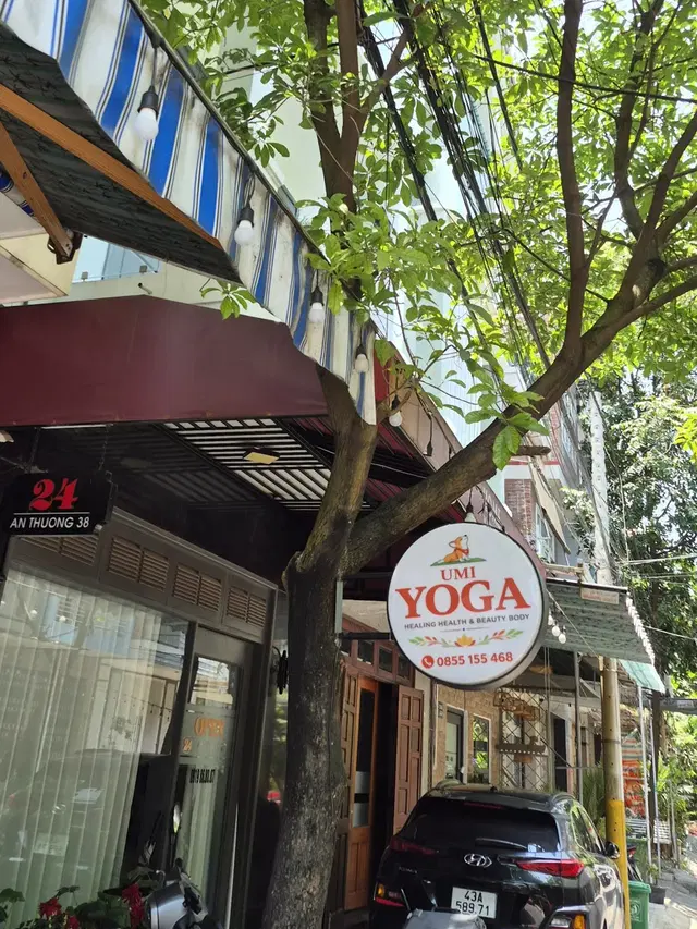 Umi yoga & studio
