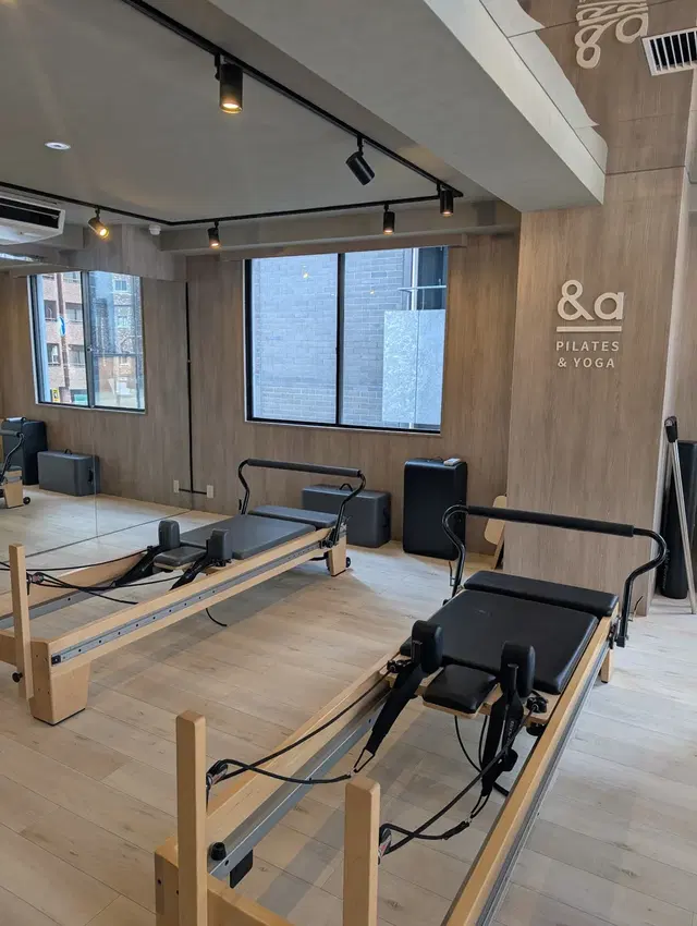 PILATES YOGA &a 北参道